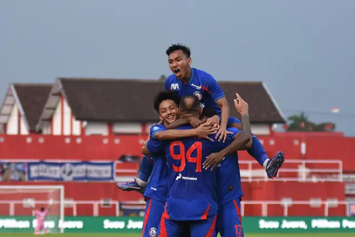 Respons Arema FC setelah Dicap Curang oleh Petinggi Semen Padang