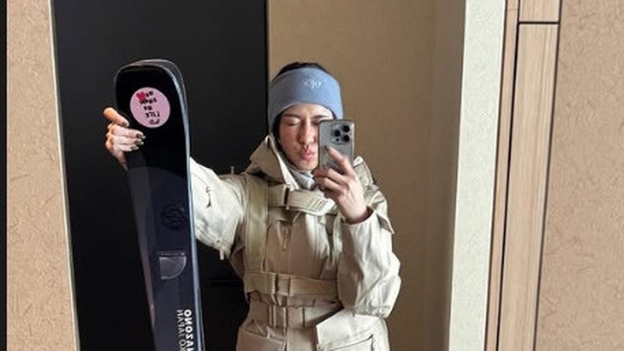 Gaya Outfit Nana Mirdad saat Main Ski di Jepang, Stylish dan Aman