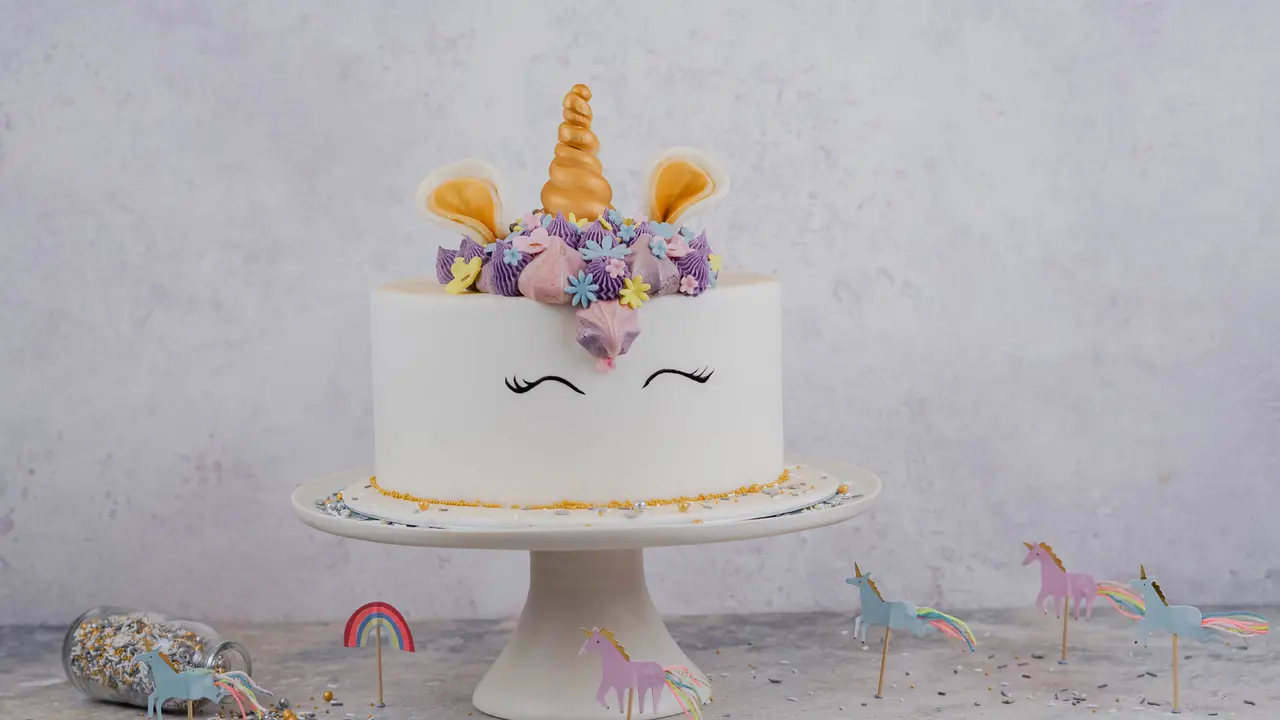 Ilustrasi kue ulang tahun