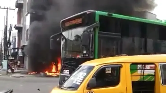 Pos polisi terbakar
