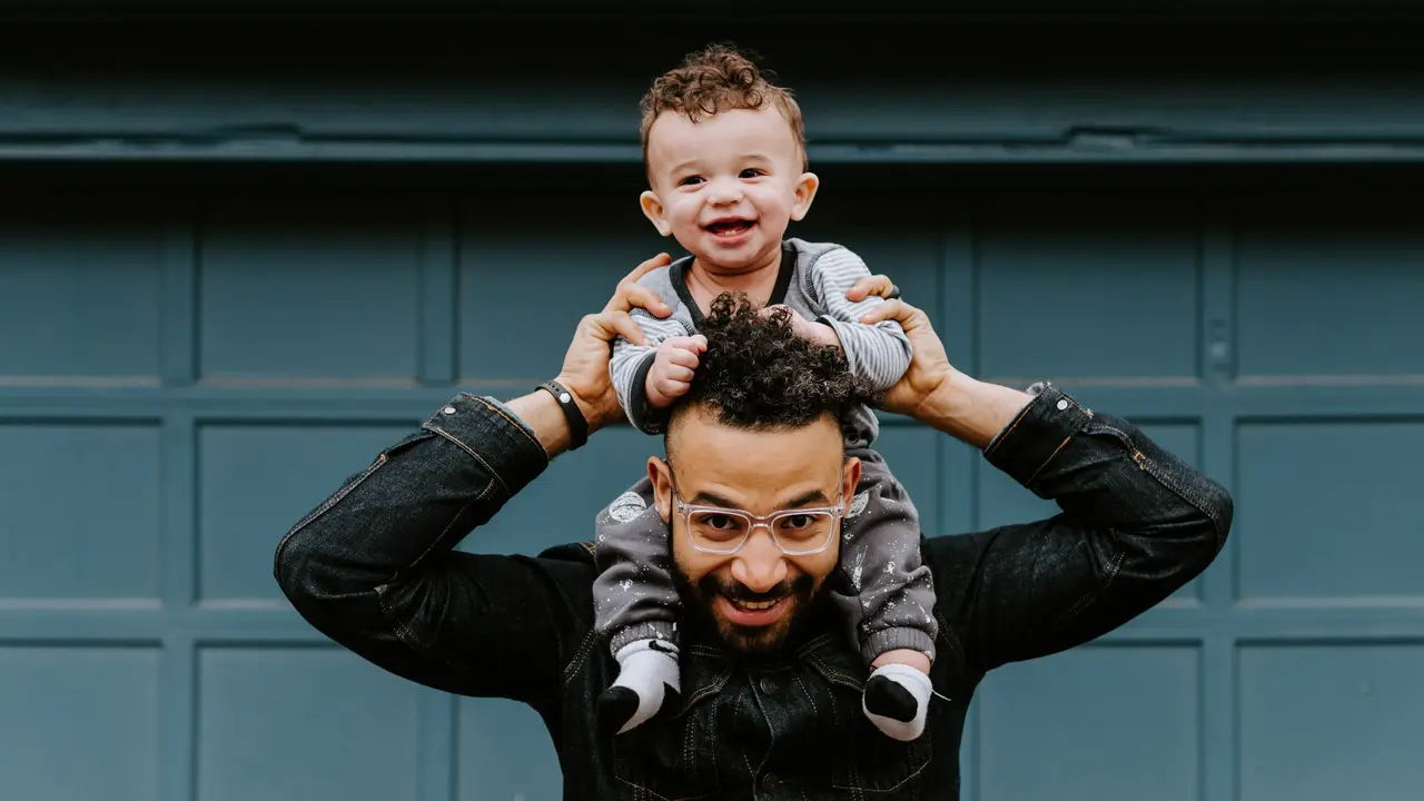 Memperingati Hari Ayah Sedunia dengan ide kado dan kegiatan seru/dok. Unsplash Kelly
