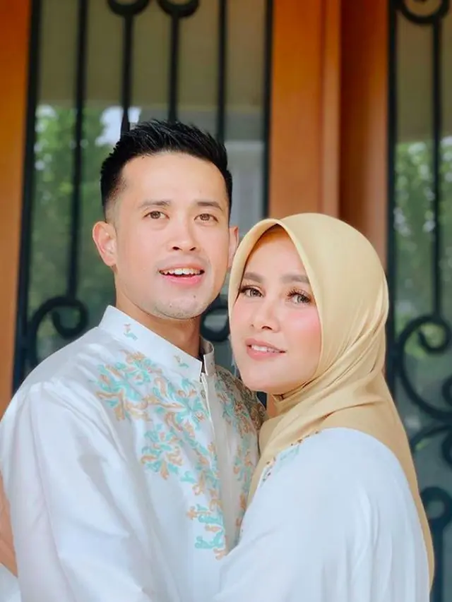 Potret Kemesraan Olla Ramlan dan Aufar Hutapea Selama Menikah