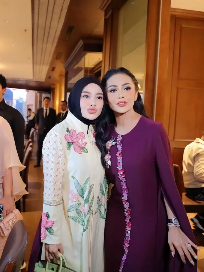 Kompak Nuansa Modest, Gaya Aurel Hermansyah Hingga Ashanty Hadiri Perayaan  Ultah Kris Dayanti ke-51 Tahun