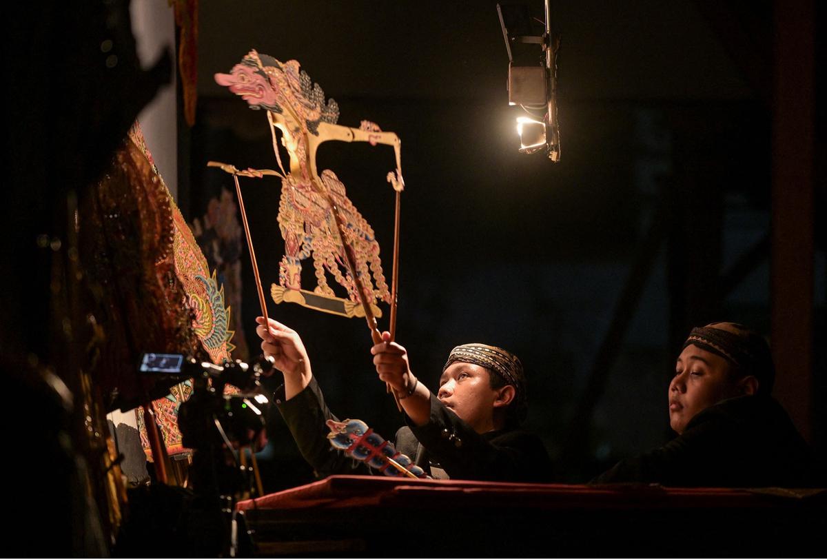 FOTO: Pentas Dalang Muda untuk  Menumbuhkan Rasa Cinta Wayang Kulit kepada Generasi Muda