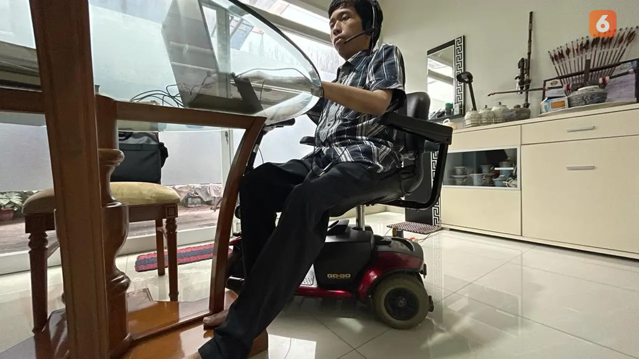 Ilustrasi akses teknologi bagi penyandang disabilitas.