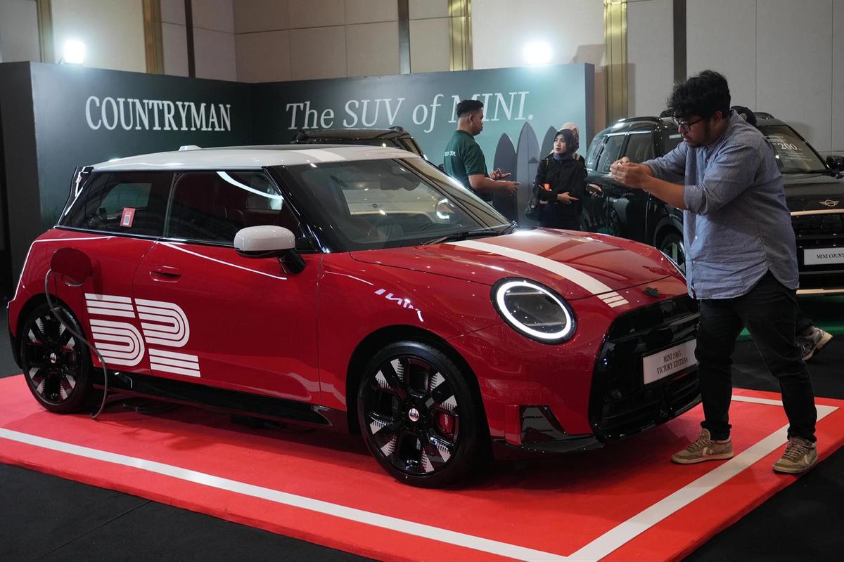 FOTO: MINI Hadirkan Edisi Terbatas 1965 Victory Edition di Indonesia