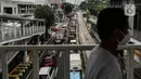 Sejumlah kendaraan terjebak kemacetan di kawasan Jalan Buncit Raya, Jakarta Selatan, Rabu (11/5/2022). Sejumlah ruas jalan Ibu Kota kembali mengalami kemacetan karena meningkatnya volume kendaraan usai libur Lebaran. (Liputan6.com/Johan Tallo)