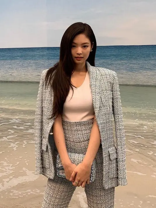 (Instagram/jennierubyjane)