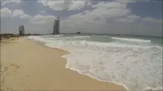 Beginilah tampilan pantai indah Burj al Arab di Dubai.