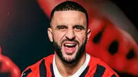 AC Milan resmi mendapatkan tanda tangan Kyle Walker dari Manchester City dengan status pinjaman, Sabtu (25/2/2025) dan opsi pembelian pada akhir musim ini. (dok AC Milan)