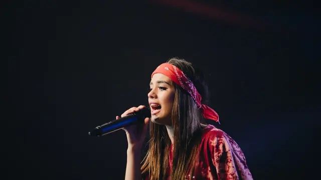 Arti Mimpi Bertemu Artis sambil Melakukan Aktivitas Bersama