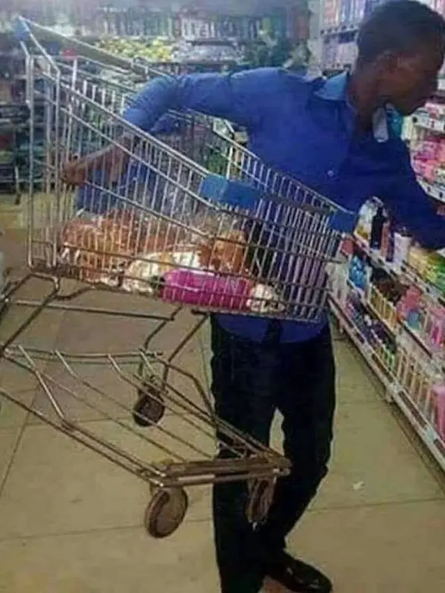6 Kelakuan Absurd Belanja Pakai Troli Ini Bikin Tepuk Jidat
