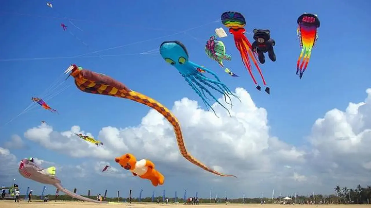 Saksikan Festival Layang-Layang di Pantai Jatimalang Purworejo