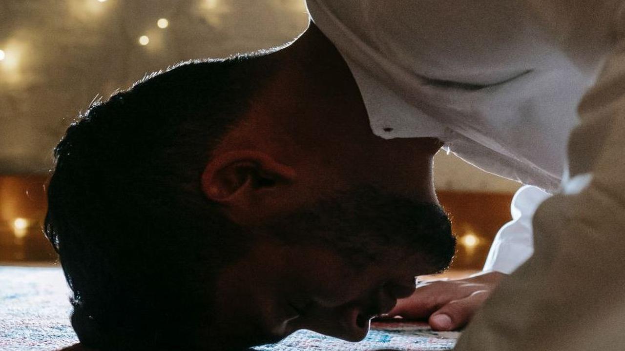 Sholat Maghrib di Waktu Isya, Ketahui Tata Cara Sholat Jama’ Taqdim dan Takhir