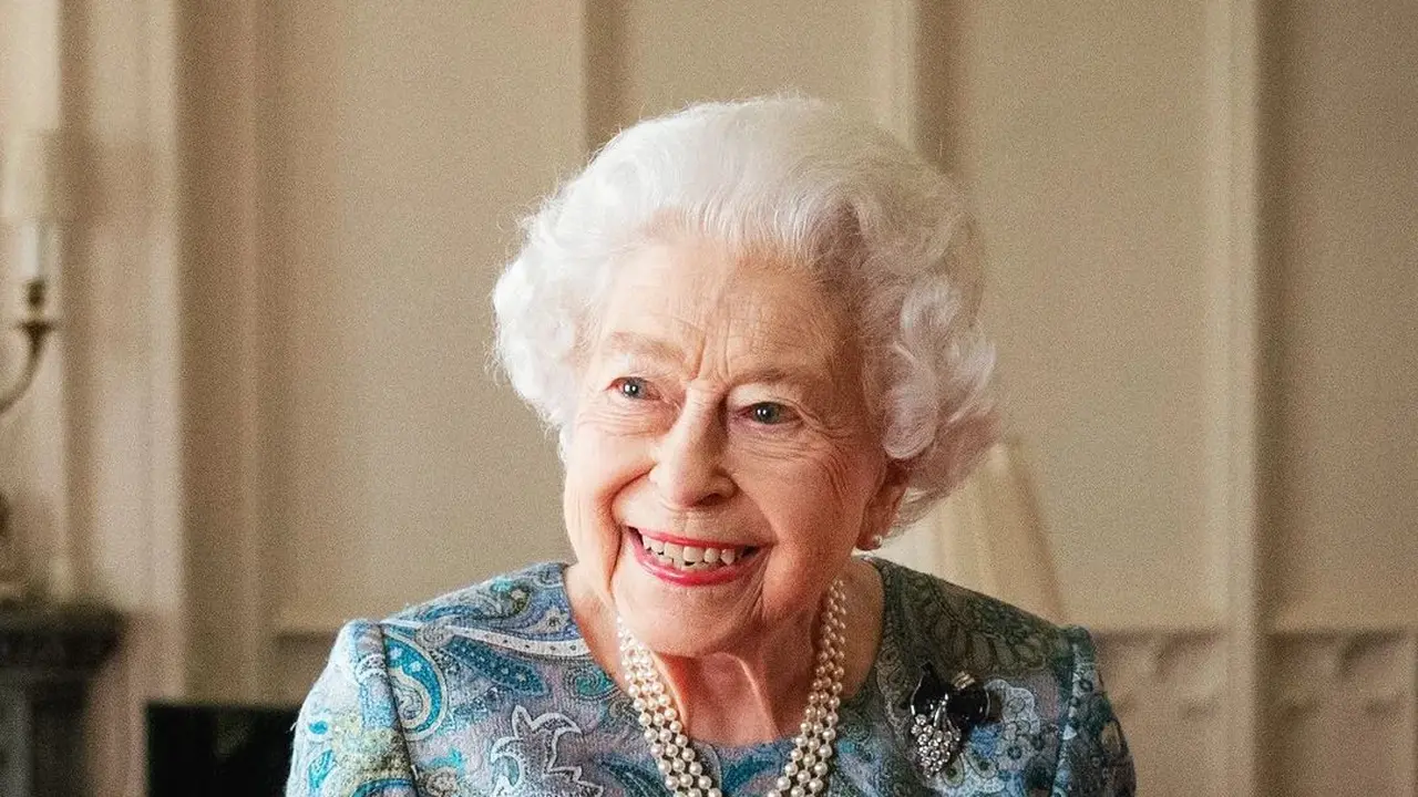 Ratu Elizabeth II