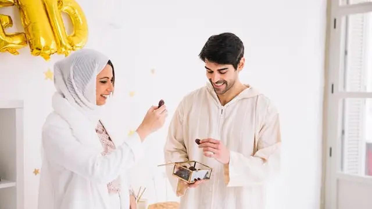 Dosakah Jika Istri Memaksa Suami untuk Sholat?