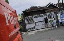 Polisi Datangi TKP Anak Bunuh Ibu Kandung di NTB, Amankan Kasur Sebagai Barang Bukti