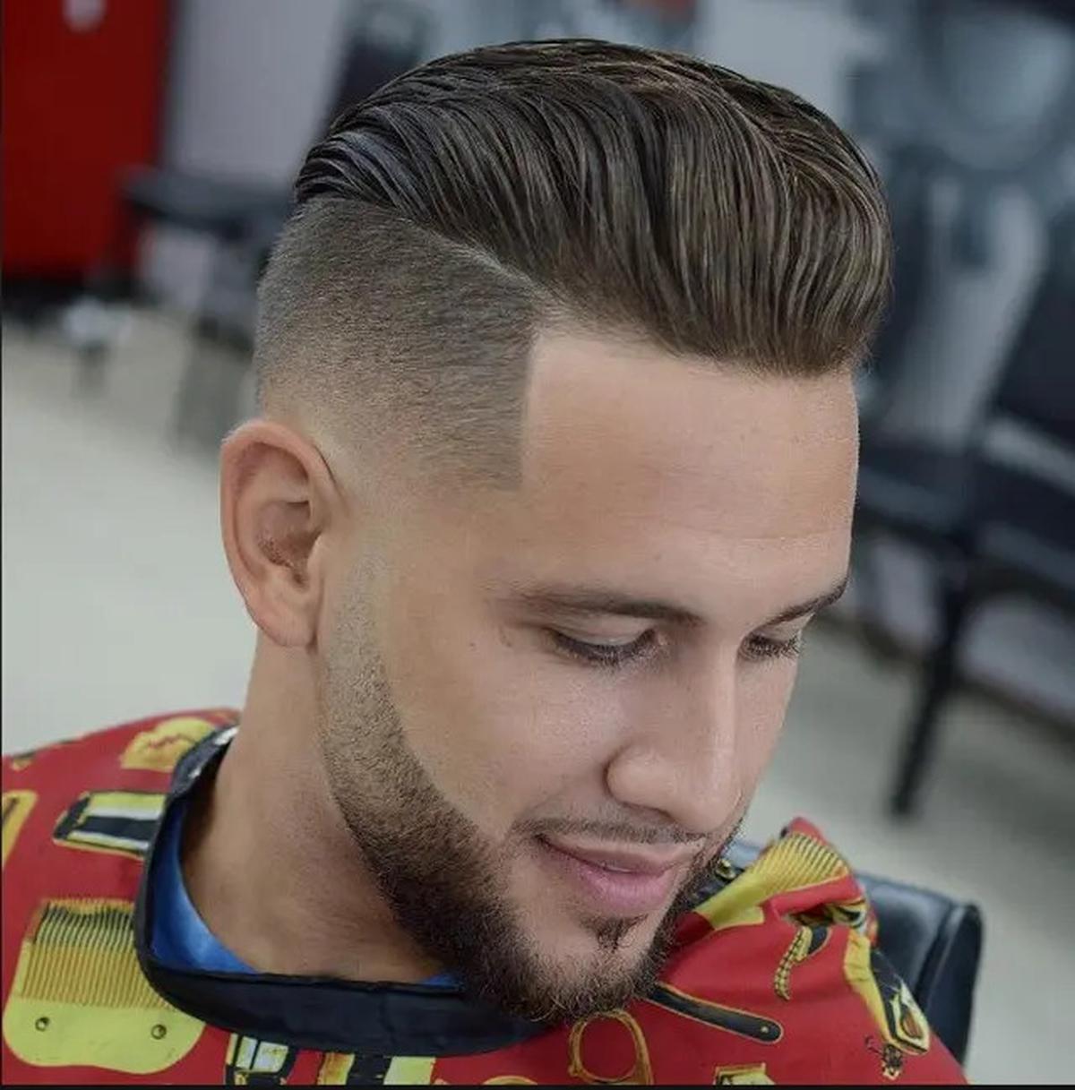 Inspirasi Model Rambut Pendek Pria 2024, Gaya Buzz Cut hingga Layered Undercut yang Stylish