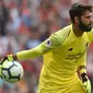 Kiper Liverpool asal Brasil, Alisson. (AFP/Oli Scarff)