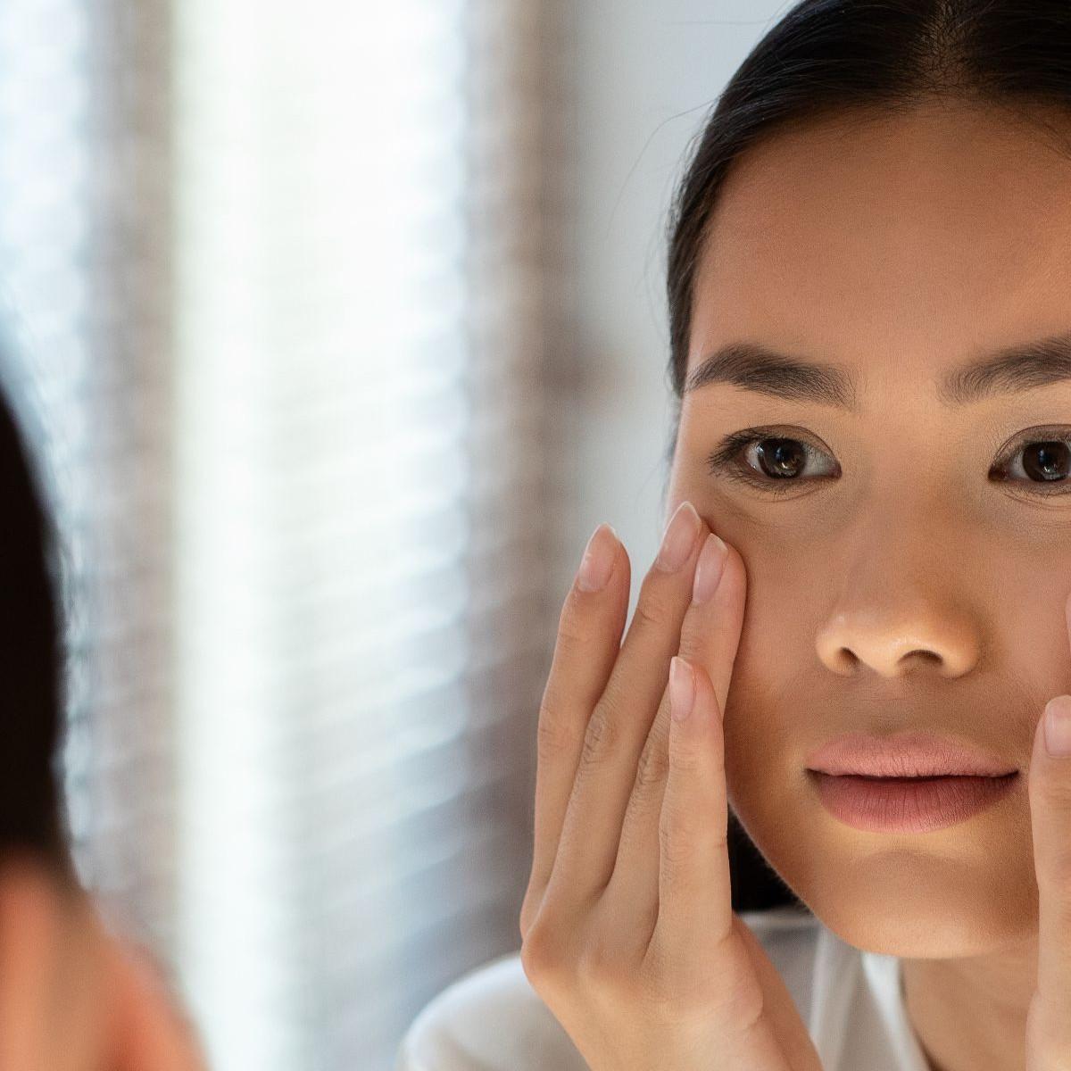 Mengapa Vitamin C dan Retinol Dibutuhkan untuk Skincare Anti Penuaan?