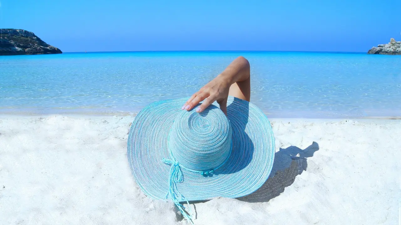 ilustrasi berjemur/pixabay