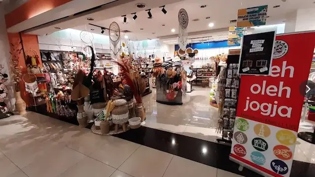 Dagelan Pusat Oleh-Oleh (Google Maps/Edwien)