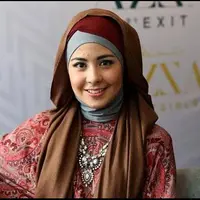 Apa penyebab Risty Tagor mengajukan gugatan cerai kepada Stuart Collin? Ini penjelasan dari Ina Rachman, selaku pengacara Risty Tagor.