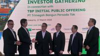 PT Trimegah Bangun Persada Tbk (NCKL) tengah dalam proses pencatatan umum perdana saham (initial public offering/IPO). Pada aksi tesebut, perseroan mengincar dana segar USD 650 juta atau skeiar Rp 9,7 juta.