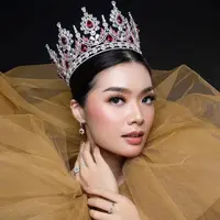 Harumkan nama Indonesia, Carla Yules jadi satu-satunya kontestan dari Asia yang berhasil masuk Top 6 Miss World 2021. (Instagram/carlayules).