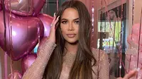 Gaun Ulang Tahun Khloe Kardashian Bertabur Ribuan Kristal