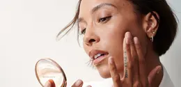 Laura Mercier perkenalkan inovasi terbaru, Tinted Blur Balm untuk kulit flawless yang menjanjikan.
