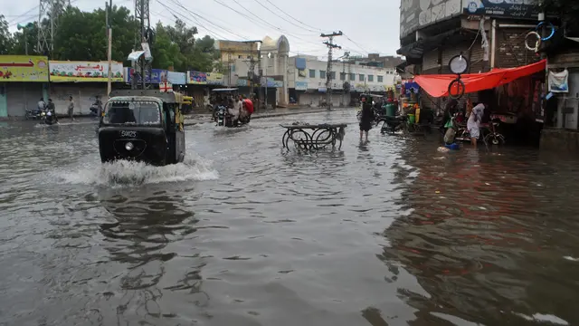 Hujan Deras Picu Banjir Bandang di Pakistan, Ratusan Orang Tewas