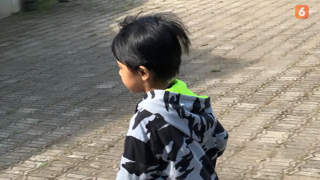 Ilustrasi anak kecil
