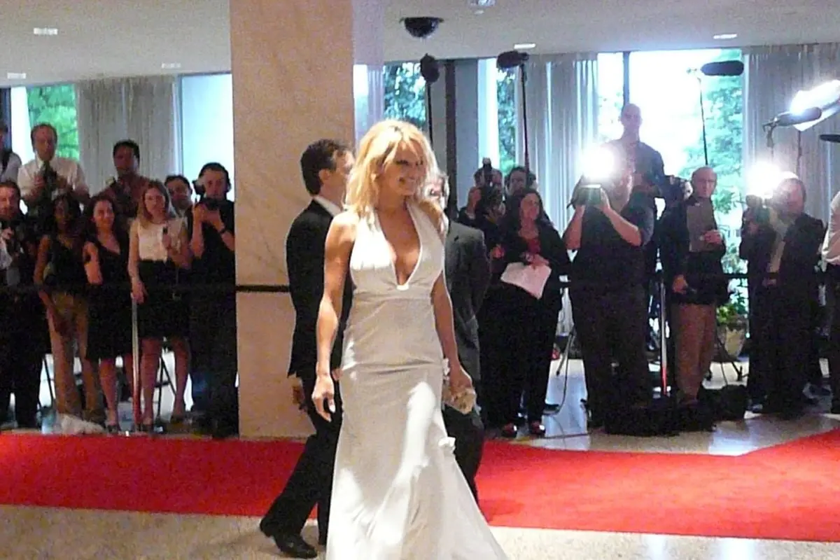 Pamela Anderson (wikimedia commons)