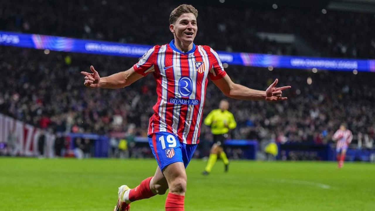 Barcelona Gigit Jari! Atletico Madrid Pasang Label Tidak Dijual untuk Julian Alvarez!