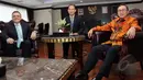 Pertemuan antara Ketua MPR Zulkifli Hasan dengan Dubes Slovakia untuk Indonesia YM Michal Slivovic, Jakarta , Rabu (1/4/2015). Pertemuan tersebut membahas kerja sama bilateral antara Indonesia dan Slovakia. (Liputan6.com/Helmi Afandi)