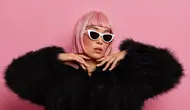 Mengenal Mob Wife Aesthetic, Gaya Fashion Mewah dan Maksimalis yang Kembali Tren