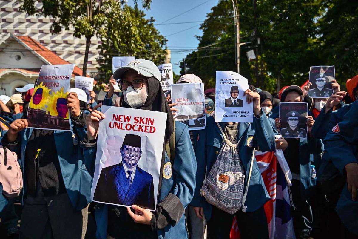 FOTO: Mahasiswa di Sejumlah Kota Gelar Aksi Tuntut Perbaikan Kebijakan Ekonomi