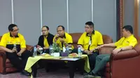 Teknologi 3G di frekuensi rendah U900 memberikan penetrasi sinyal yang jauh lebih baik, Khususnya bagi kebutuhan komunikasi di dalam ruangan