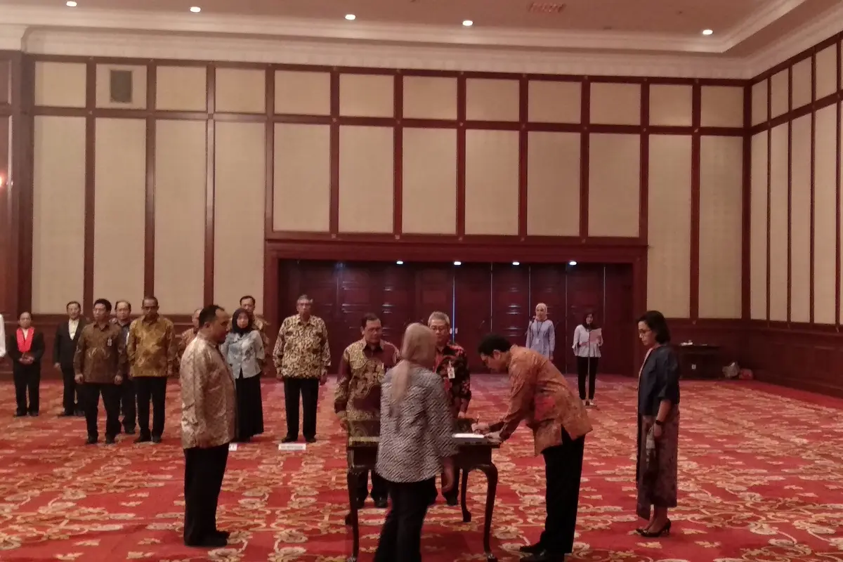 Menkeu Sri Mulyani Indrawati melantik 336 pejabat eselon III di Gedung Dhanapala Kementerian Keuangan, Jakarta. (Liputan6.com/Maulandy)