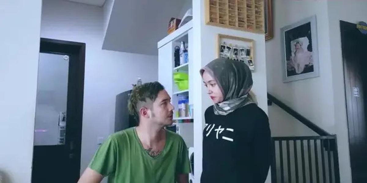 Potret Dapur Minimalis di Rumah Aryani Fitriana dan Donny Michael, Modelnya Simpel Tapi Estetik