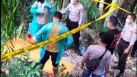 Pihak kepolisian sedang melakukan investigasi pada lokasi kejadian (Liputan6.com/Mentari)