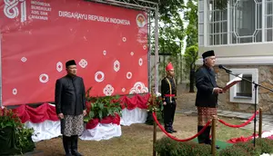 Hujan Tak Surutkan Semangat WNI Rayakan HUT ke-81 RI di Wina