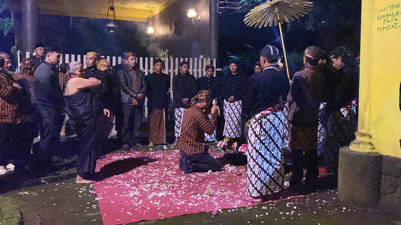 Asal Usul Kepercayaan tentang Malam 1 Suro dalam Budaya Jawa yang Penuh Ritual Spiritual