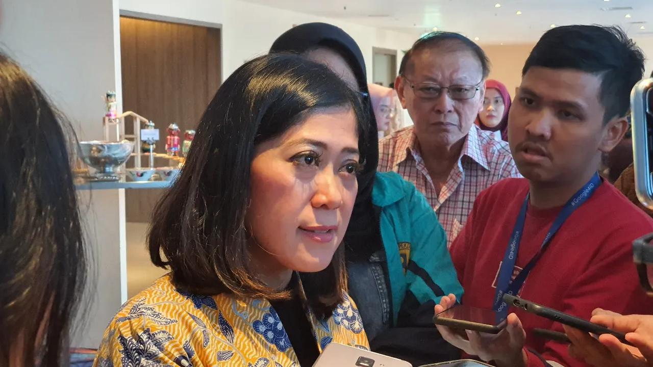 Kabar pelantikan Kasad baru itu dibenarkan Ketua Komisi I DPR Meutya Hafid. Kendati Agus menjadi kandidat terkuat sebagai Kasad baru, Meutya meminta agar publik menunggu kepastian siapa yang akan menggantikan Dudung besok.<br>
