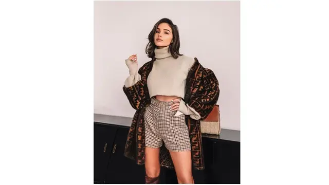 Pesona Olivia Culpo, Perempuan Paling Seksi di Tahun 2019