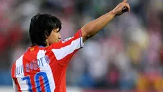 Atletico de Madrid's Kun Aguero celebrates after scoring their second goal against Recreativo de Huelva during a Spanish league football match at Vicente Calderon stadium in Madrid on May 3, 2008. AFP PHOTO / JAVIER SORIANO