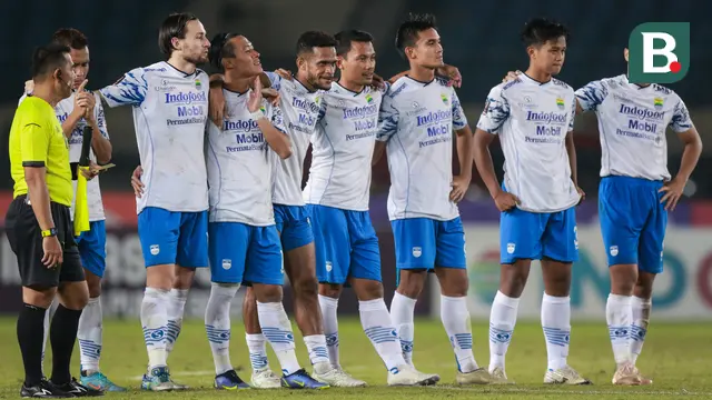 Foto: Ekspresi Drama Adu Penalti di Perempat Final Piala Presiden 2022, Persib Bandung Dikalahkan PSS Sleman