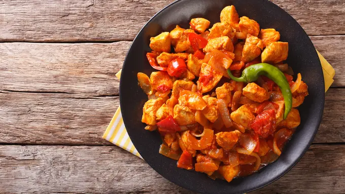 Resep Tumis Dada Ayam Saus Merah