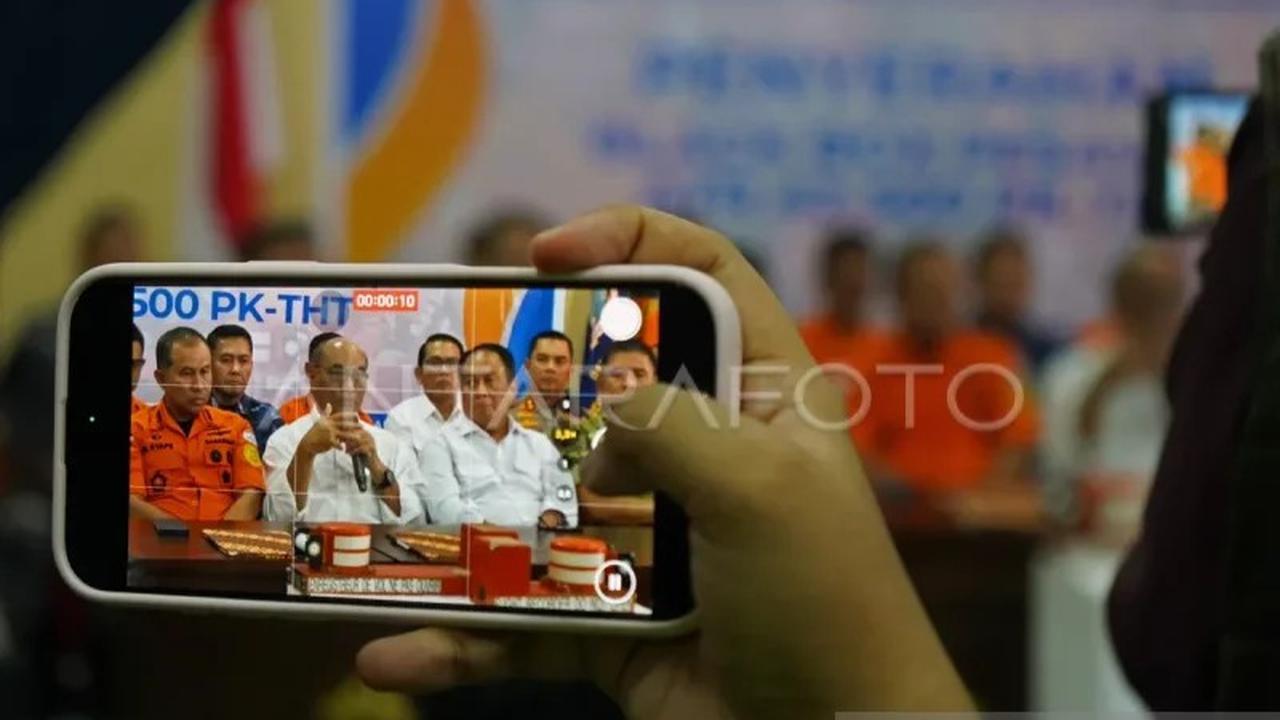 Operasi Modifikasi Cuaca Basarnas Sukses Dukung Pencarian Korban Pesawat ATR 42-500